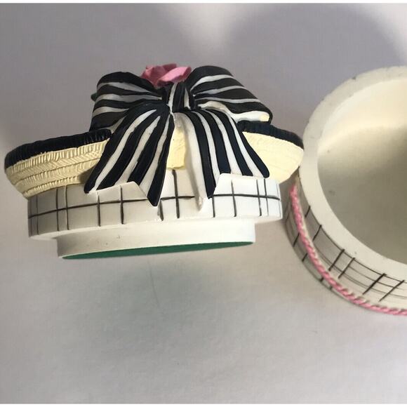Vintage Women's Hat Ceramic Trinket Box Artisan Flair Pink Rose Bow Novelty - Picture 11 of 12